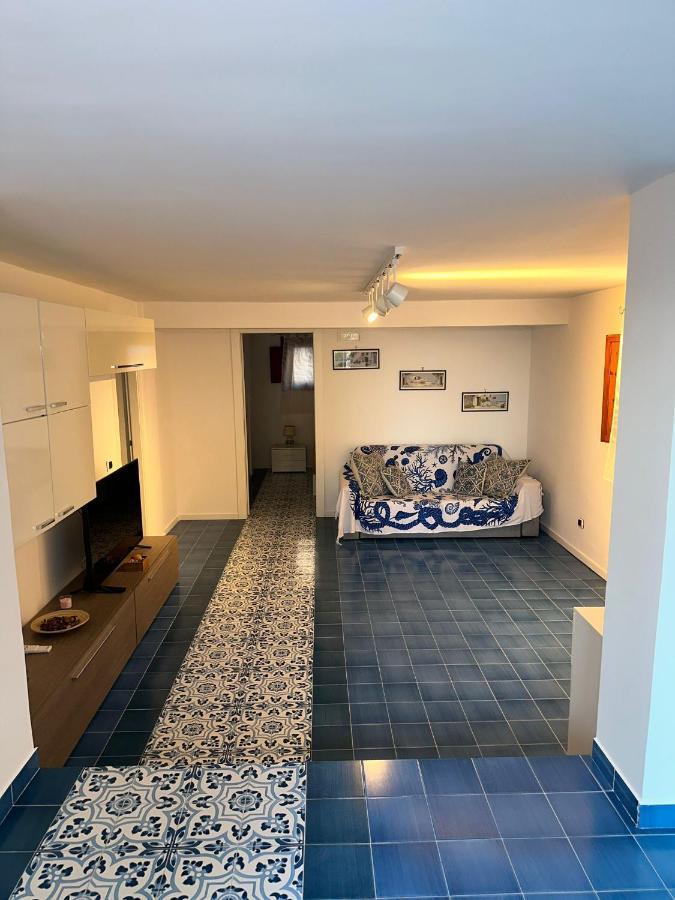 Il Viandante Sul Mare Apartment Salerno Bagian luar foto