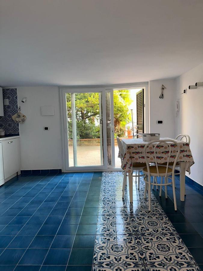 Il Viandante Sul Mare Apartment Salerno Bagian luar foto