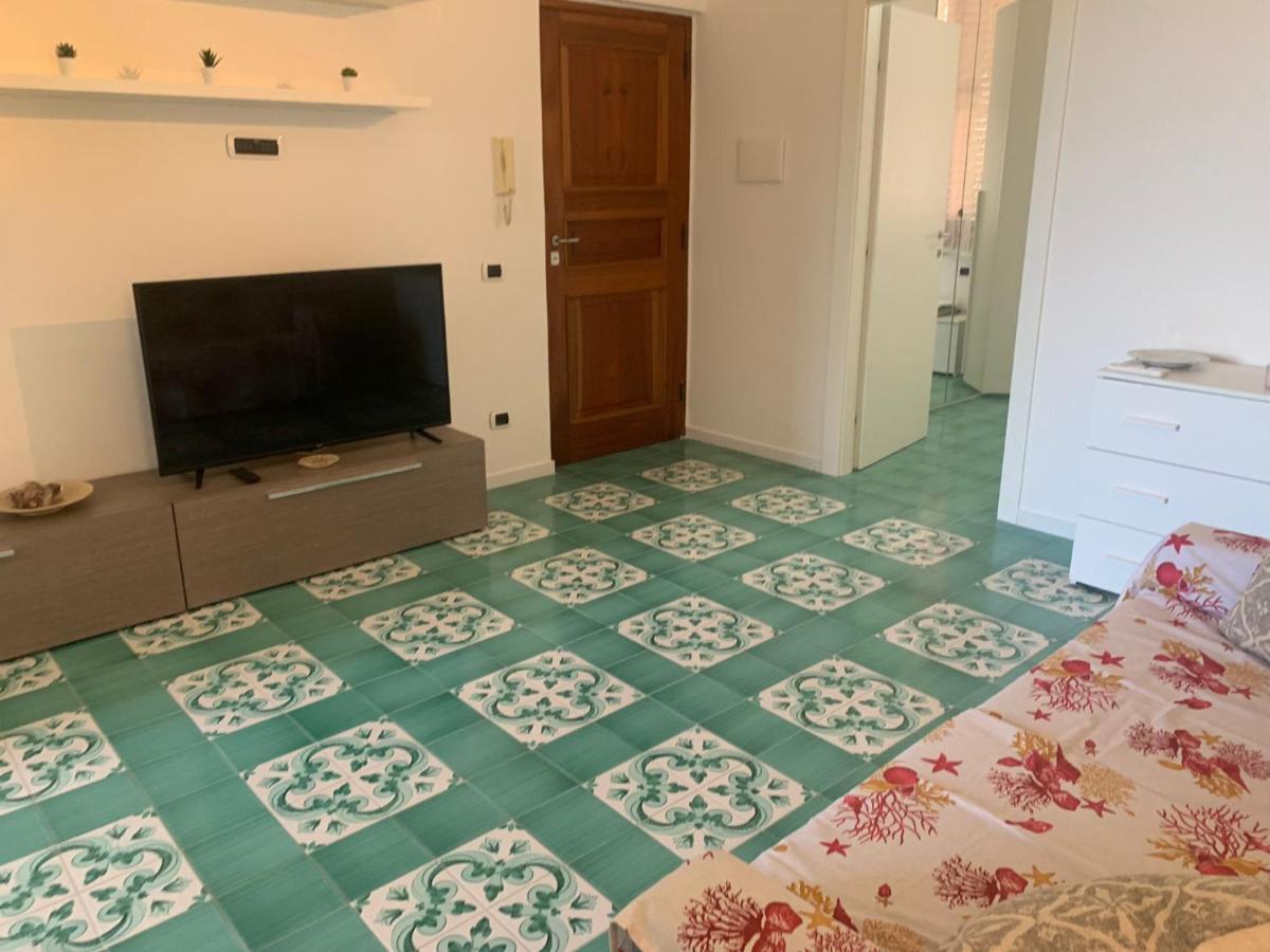 Il Viandante Sul Mare Apartment Salerno Bagian luar foto